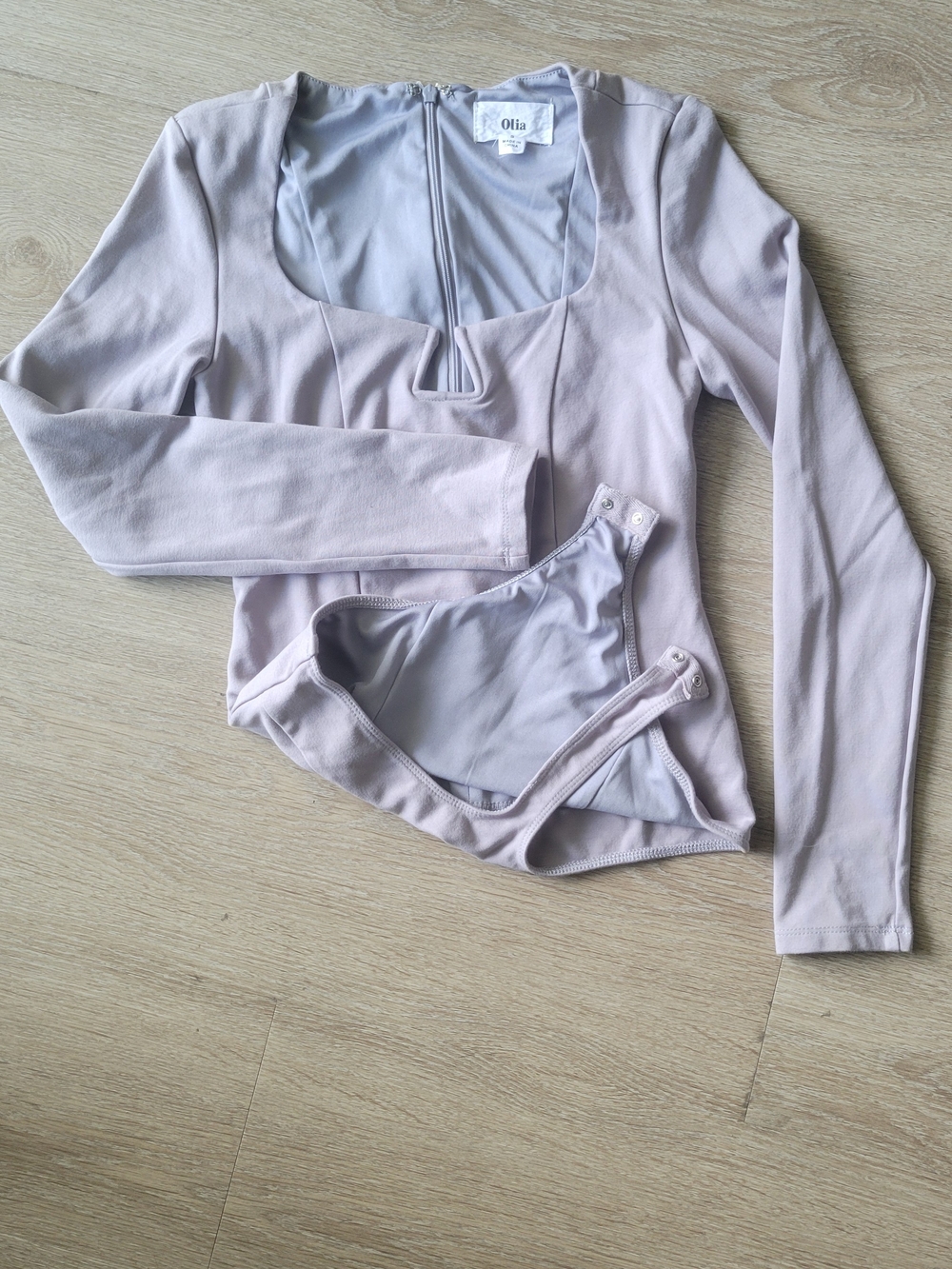 Olia Long-Sleeve Scoop-Neck Bodysuit in Light Lavender